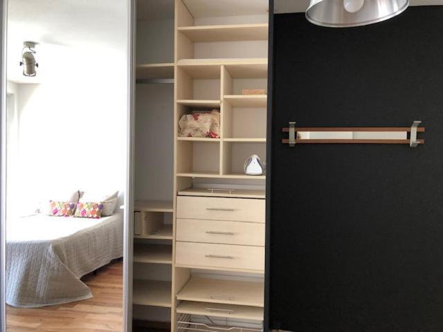 Lovely Studio By In Apartment *