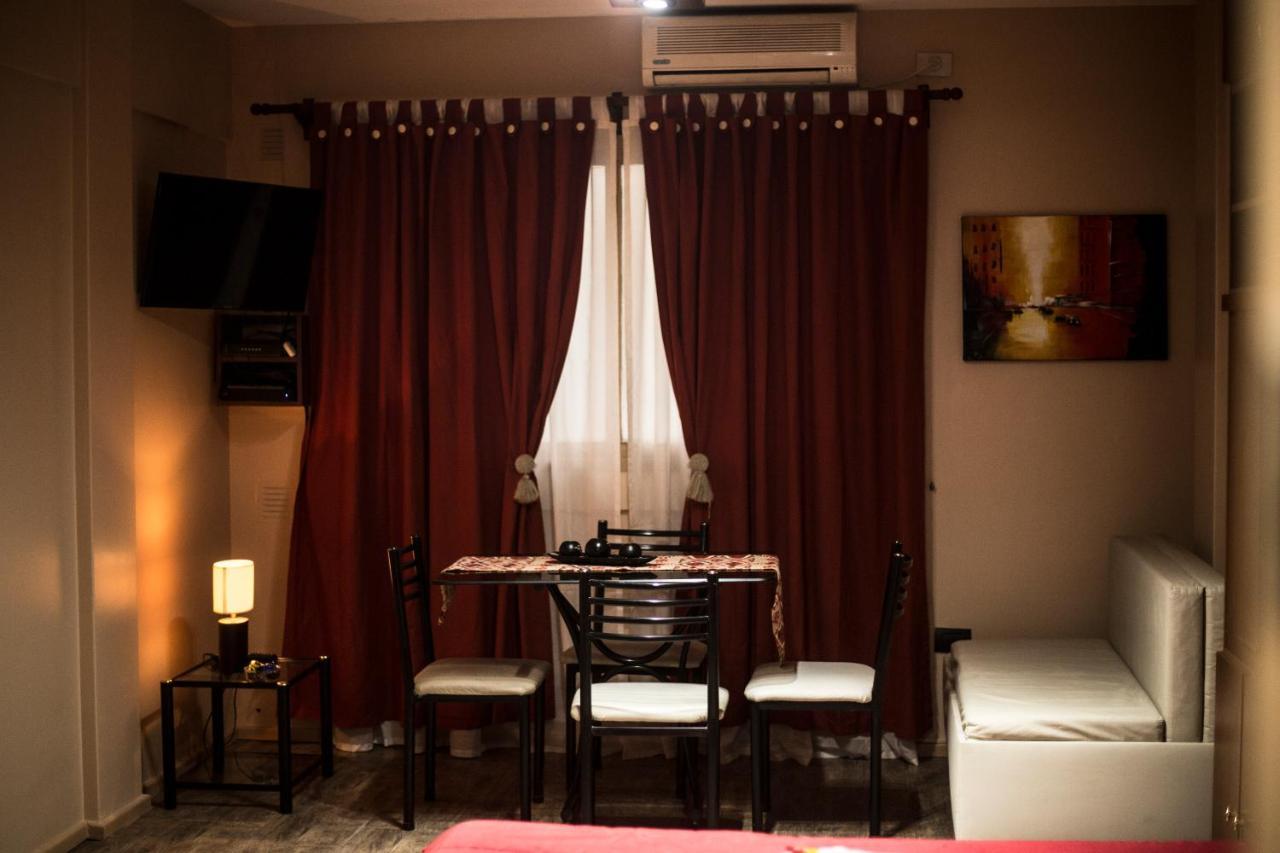 Esmeralda 625 6º Apartamento *