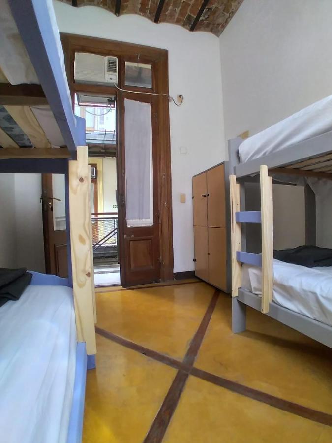 Parla Hostal
