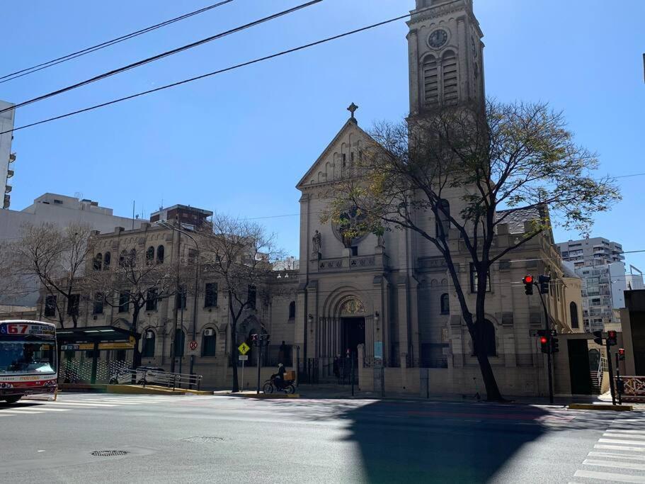 Apartamento A Pasos De Canitas Y Palermo Hollywood Apartamento *