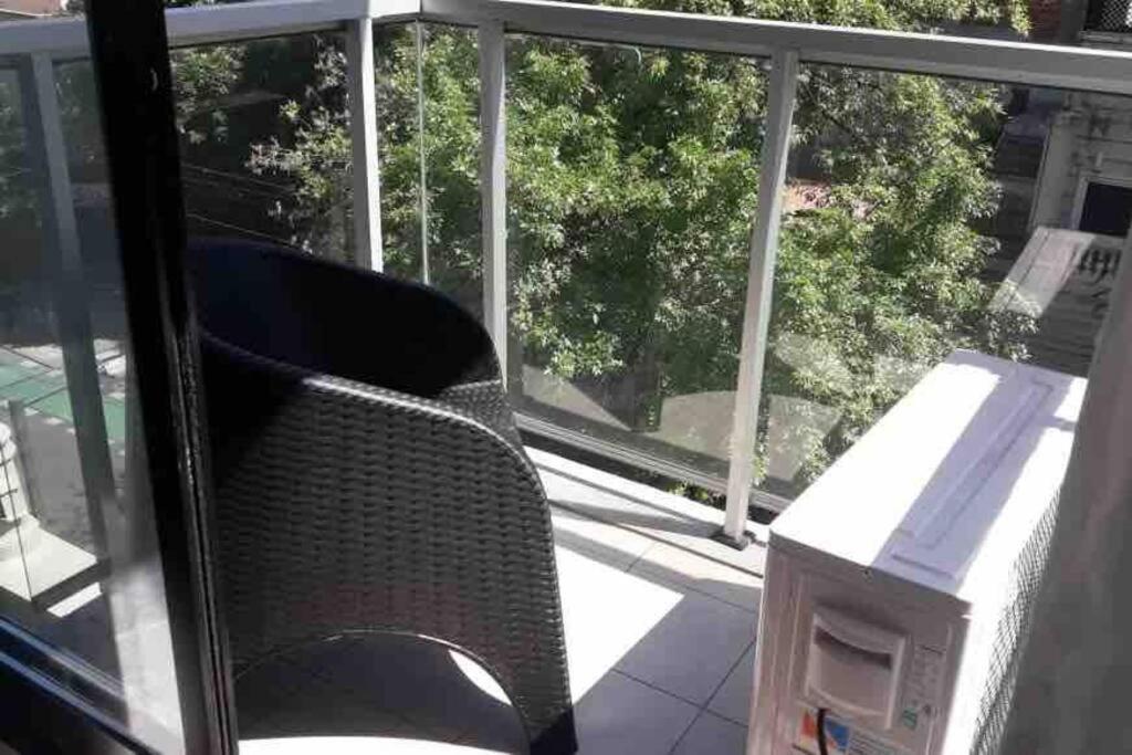 Apartamento A Pasos De Canitas Y Palermo Hollywood Apartamento *
