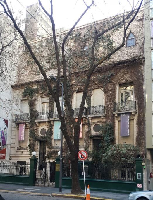Apartamento A Pasos De Canitas Y Palermo Hollywood Apartamento *