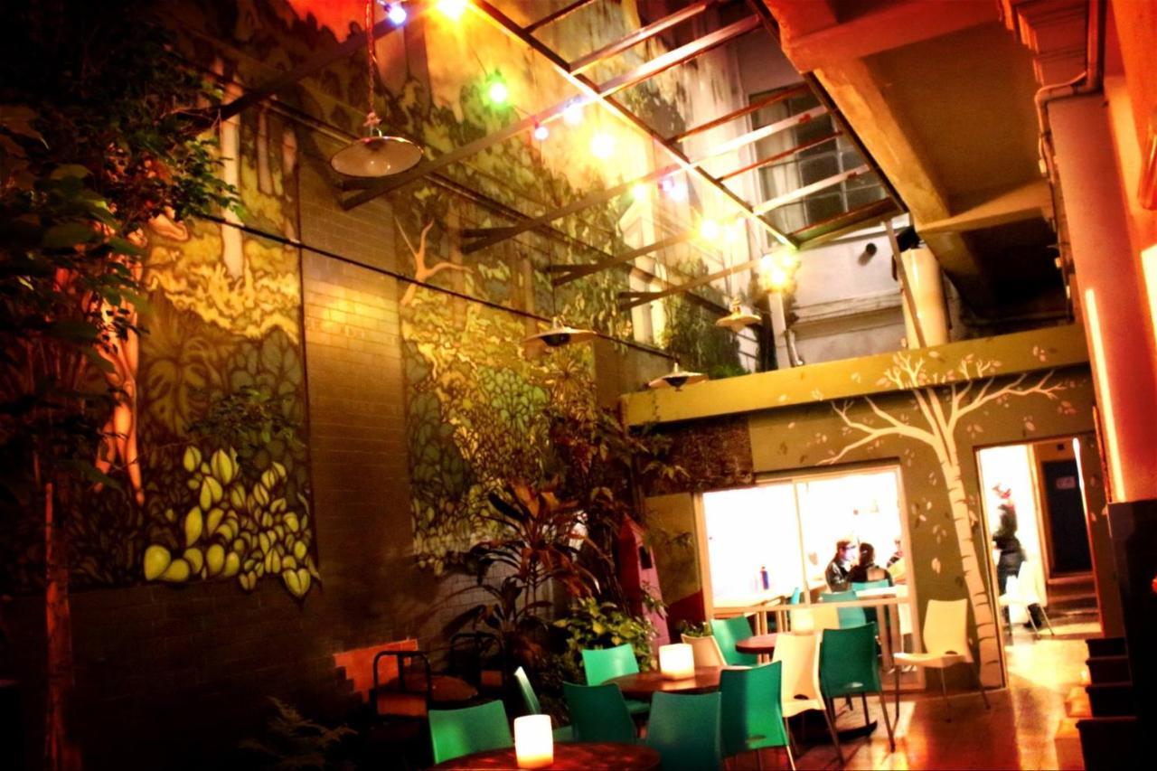 La Morada Hostal *
