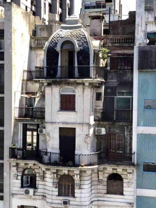 Dome Over Corrientes Avenue Apartment