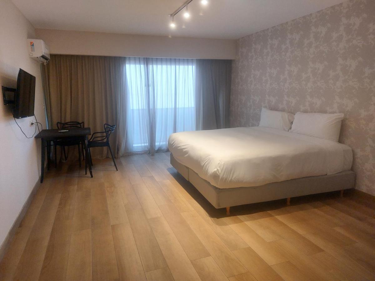 Aparthotel Avellaneda Aparts & 5*