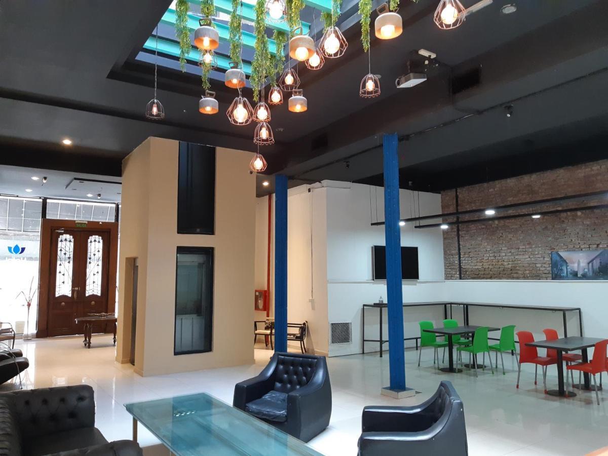 Bagu Hotel 3*