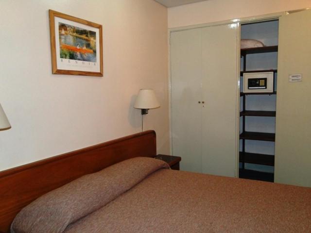 Alfa Hotel *