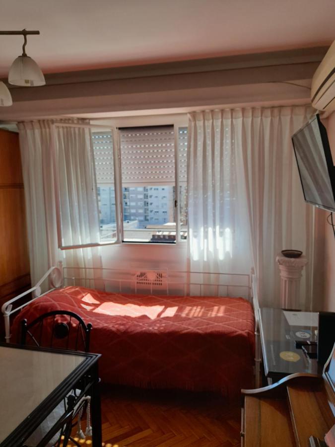 Hosp Italiano A 300 Mts Para 4 Personas Super Comodo Equipado Y Luminoso Premiado Apartment *