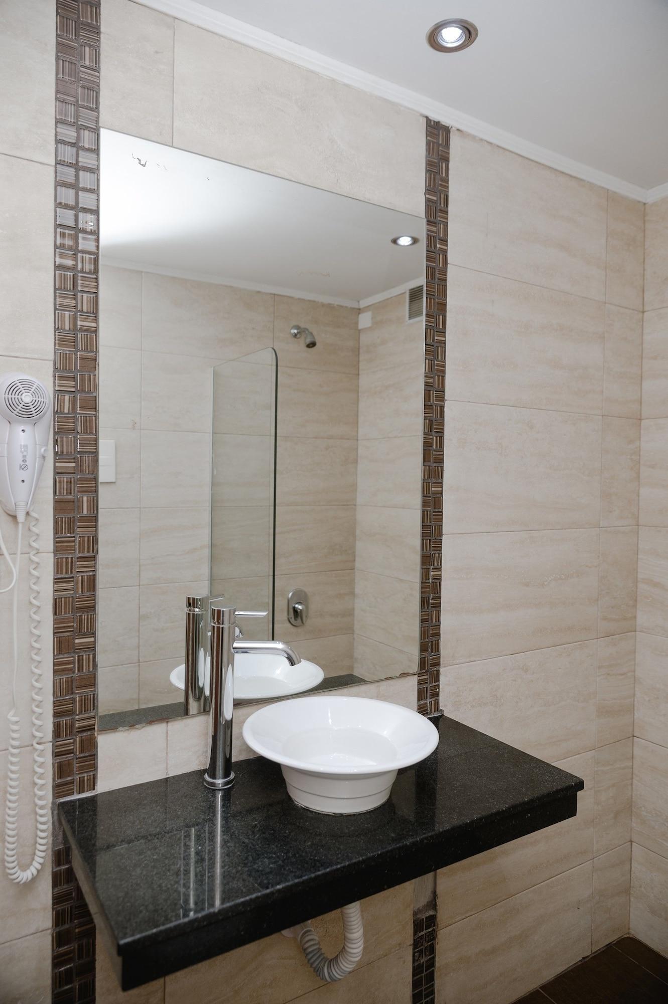 Tucuman Palace Hotel 2*