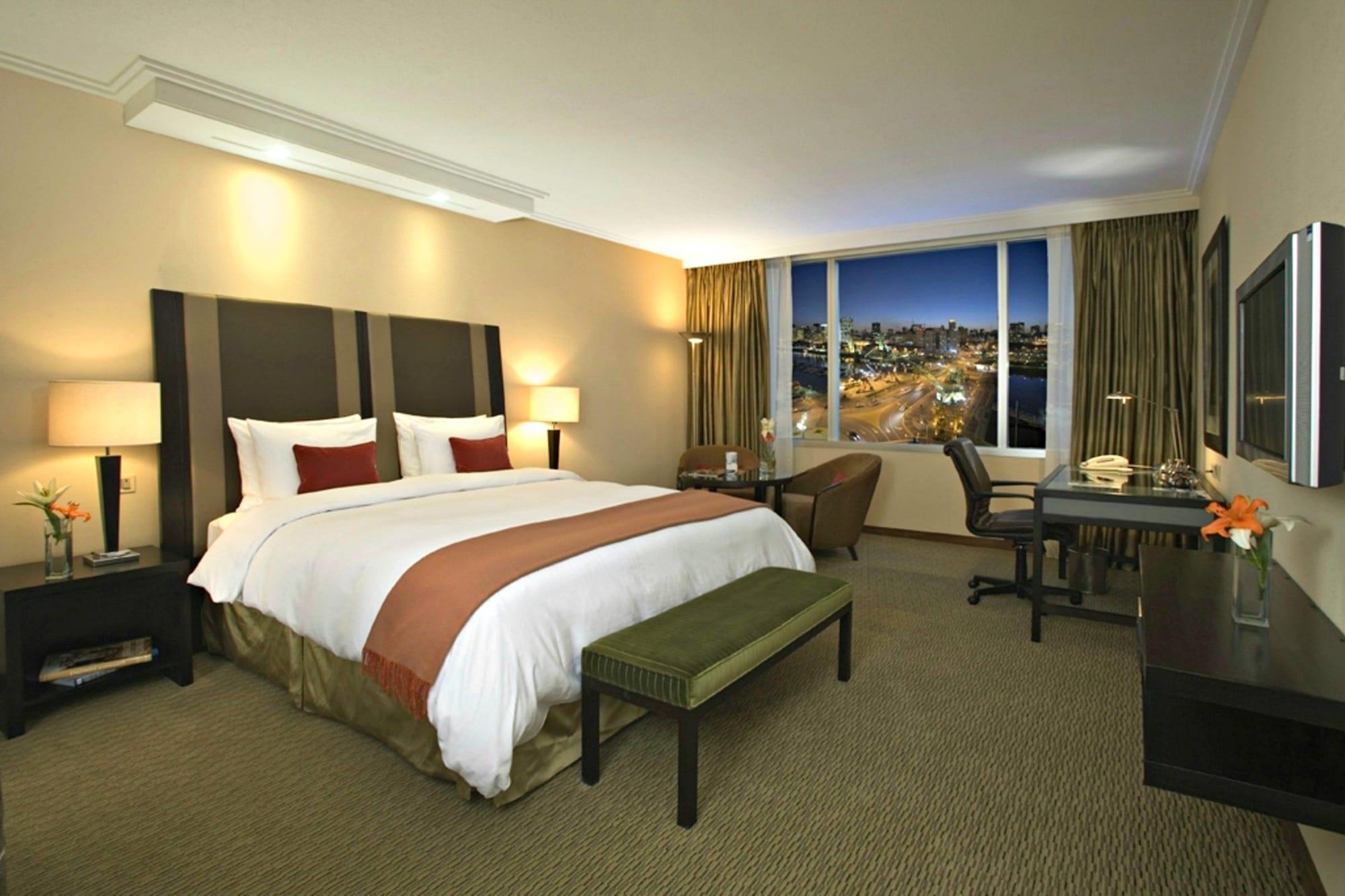 Hilton 5* Ciudad Autónoma de Buenos Aires