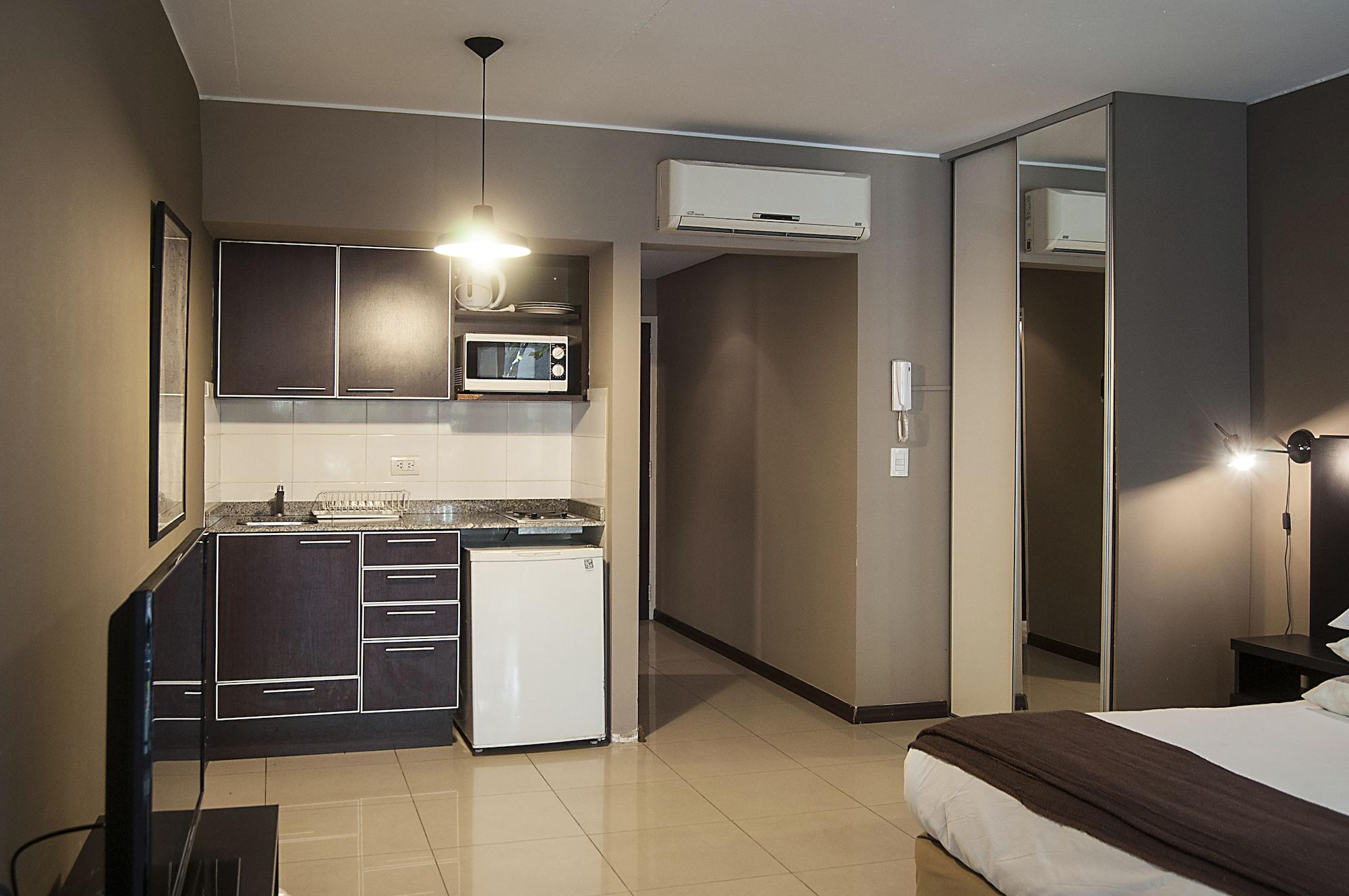Feel Hotel