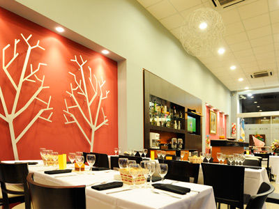 Osam Hotel