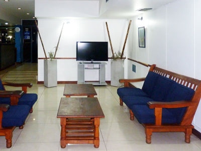 Adrazi Internacional Hotel 3*