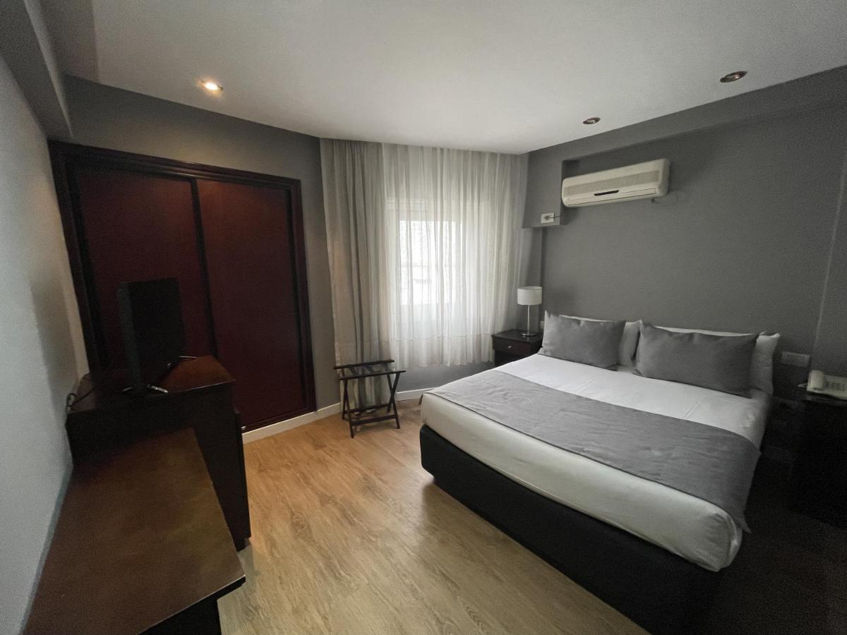 Hotel 8 De Octubre 3*