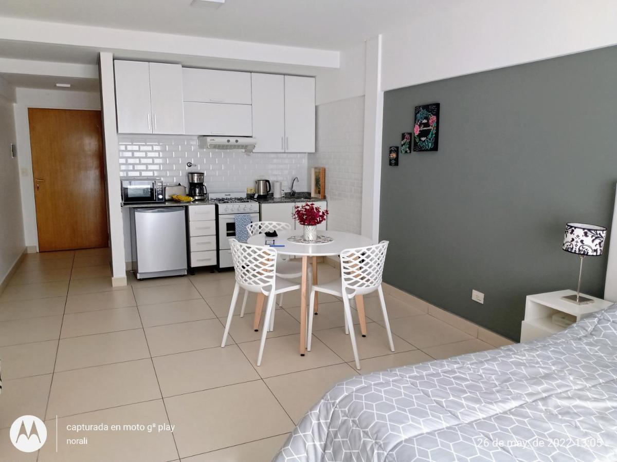 Apartamento Luminoso Y Cálido Monoambiente En San Telmo.