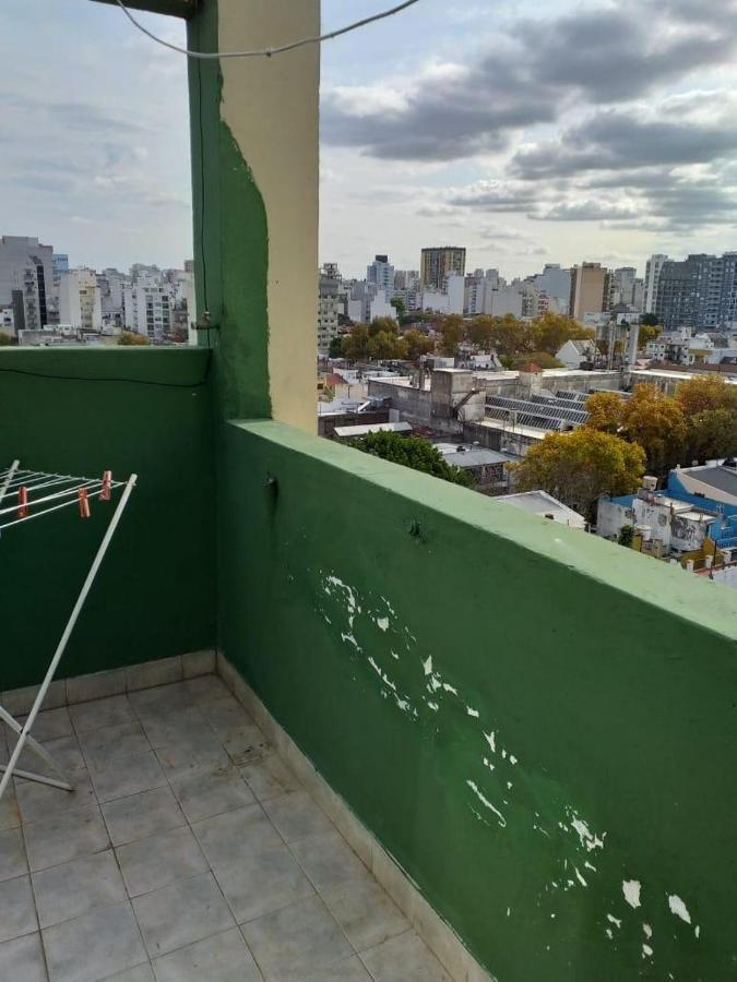 Carlos Calvo *