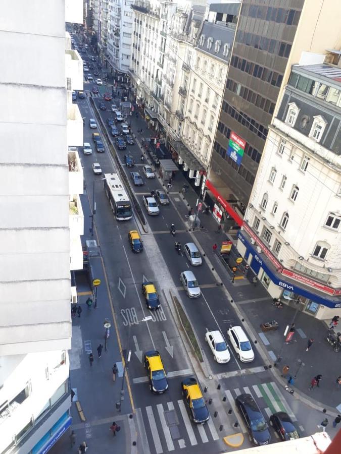 4 Ventanales Sobre La Avenida Corrientes * Buenos Aires