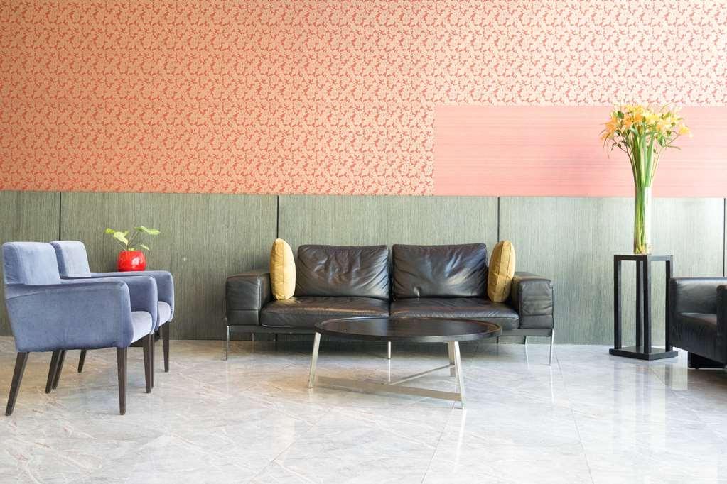 Howard Johnson Abasto Hotel 3*