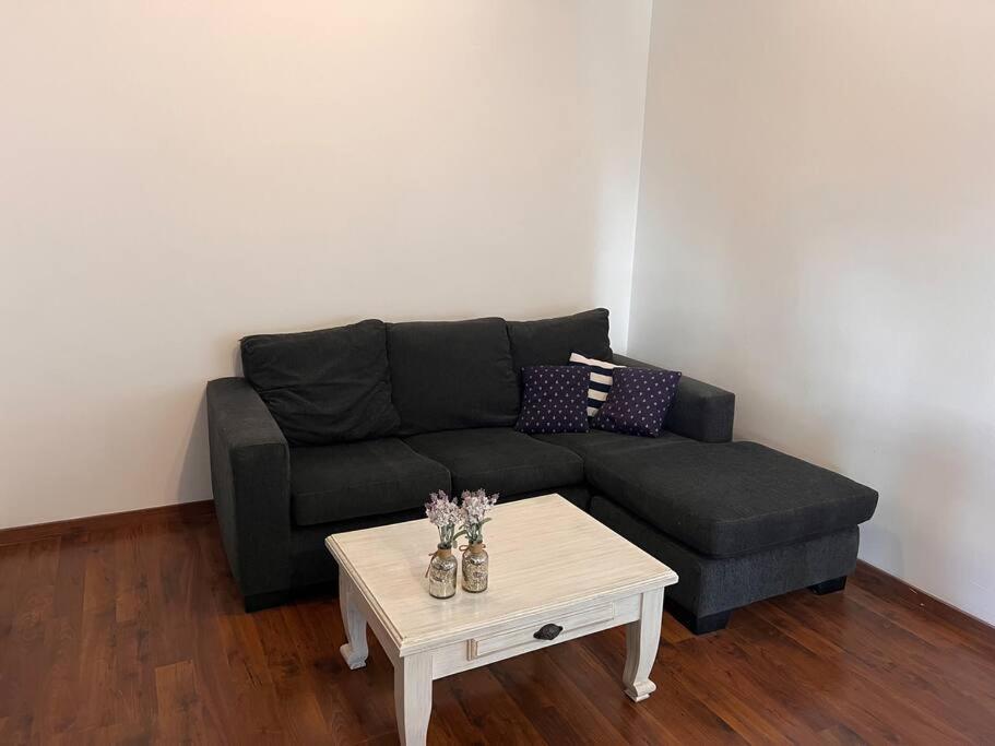 Confortable Departamento Estrategicamente Ubicado Apartamento *