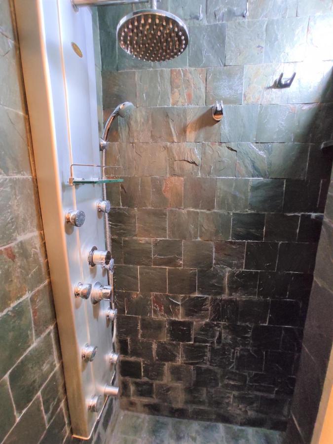 Apartamento Amplio Departamento 2 En El Centro Con Balcon *
