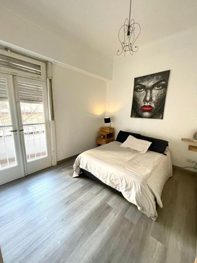 Apartment 3 Ambientes Con Balcon Y Practico, Lindo Y Con Todo Cerca! Buenos Aires