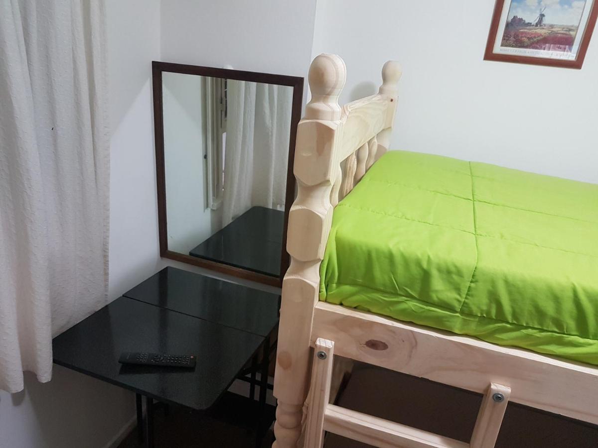 Habitación Con Baño Privado Un Piso Por Escalera Habitación en casa particular Ciudad Autónoma de Buenos Aires
