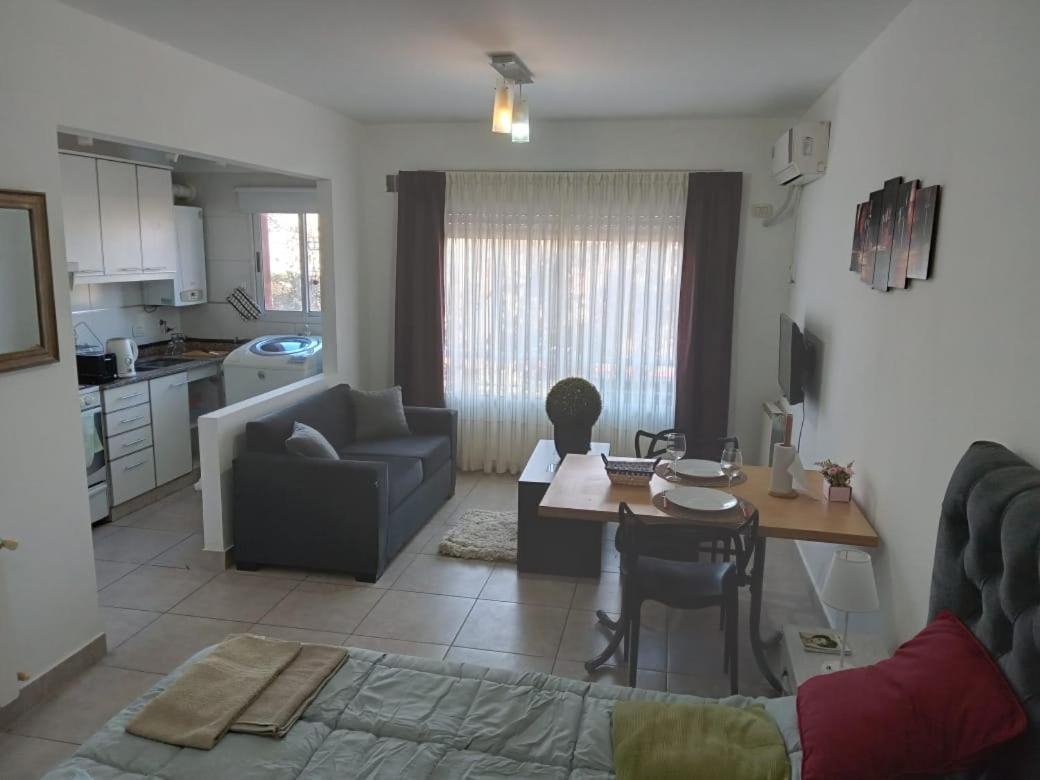 Comodo Departamento En Balvanera, Cerca Del Centro * Buenos Aires
