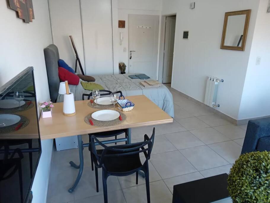 Comodo Departamento En Balvanera, Cerca Del Centro