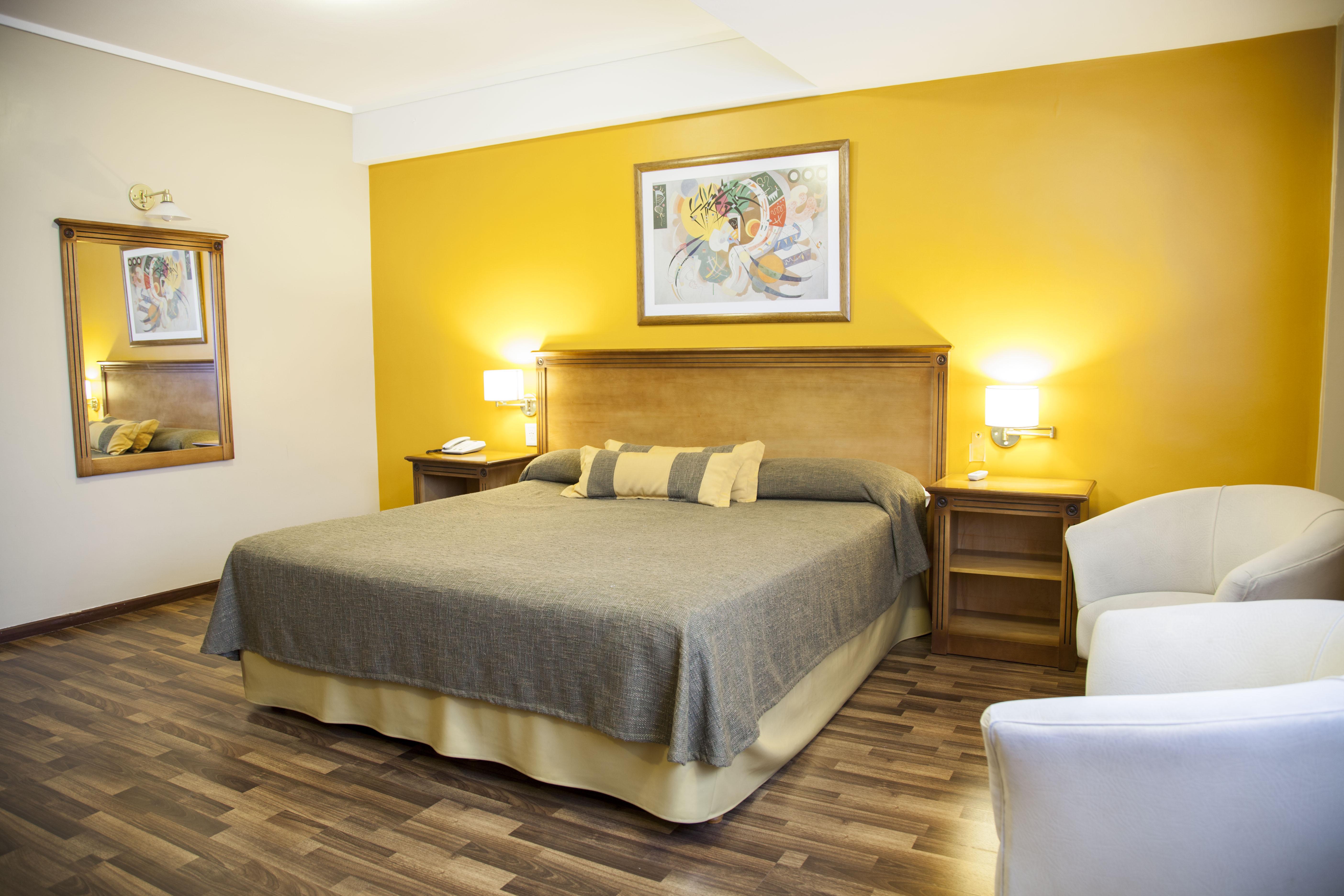 Tritone Hotel 3*