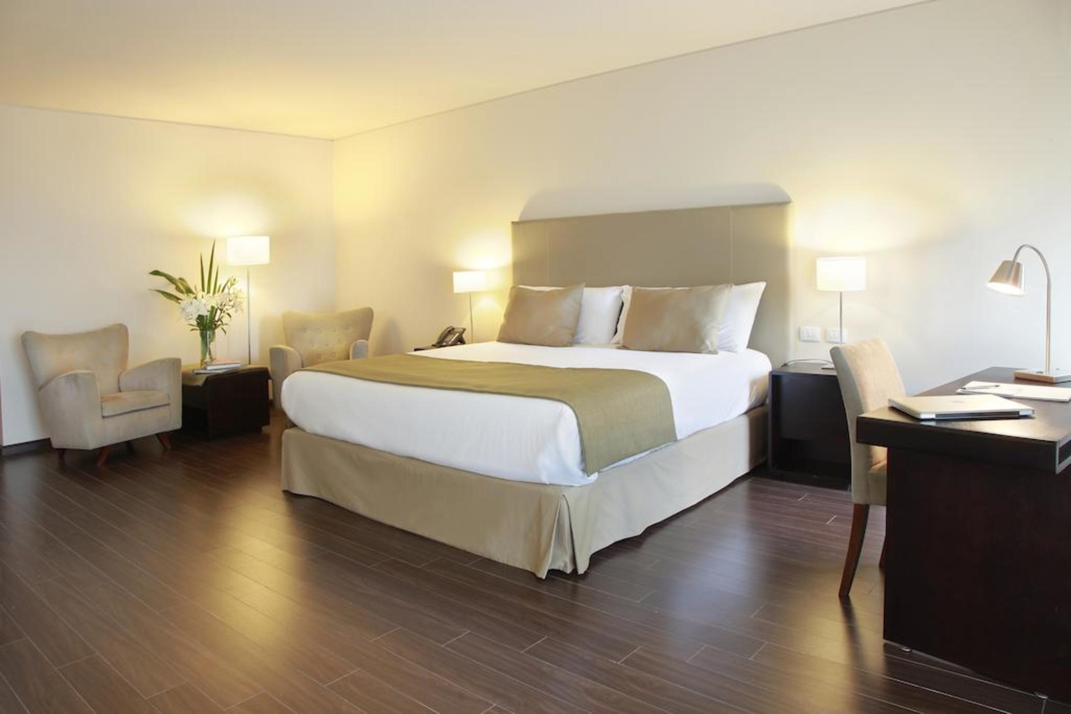 Dazzler By Wyndham Palermo Hotel