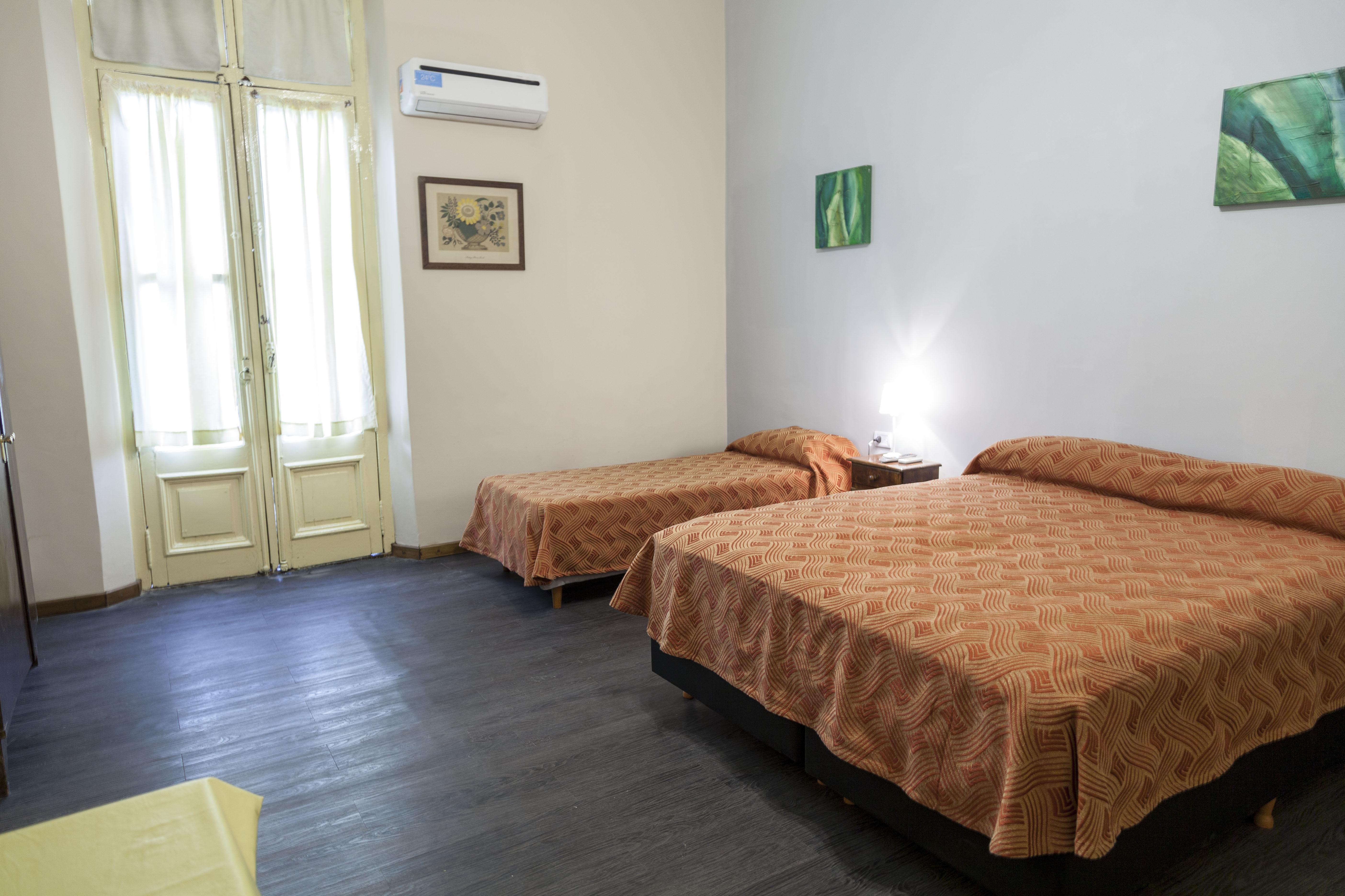 Hotel Reina Ciudad Autónoma de Buenos Aires