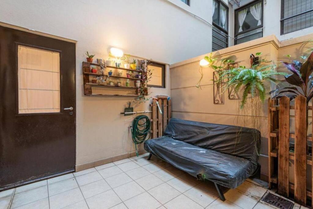 Departamento Semipiso, 2 Habitaciones, Con Parrilla Y Estacionamiento Privado Apartamento