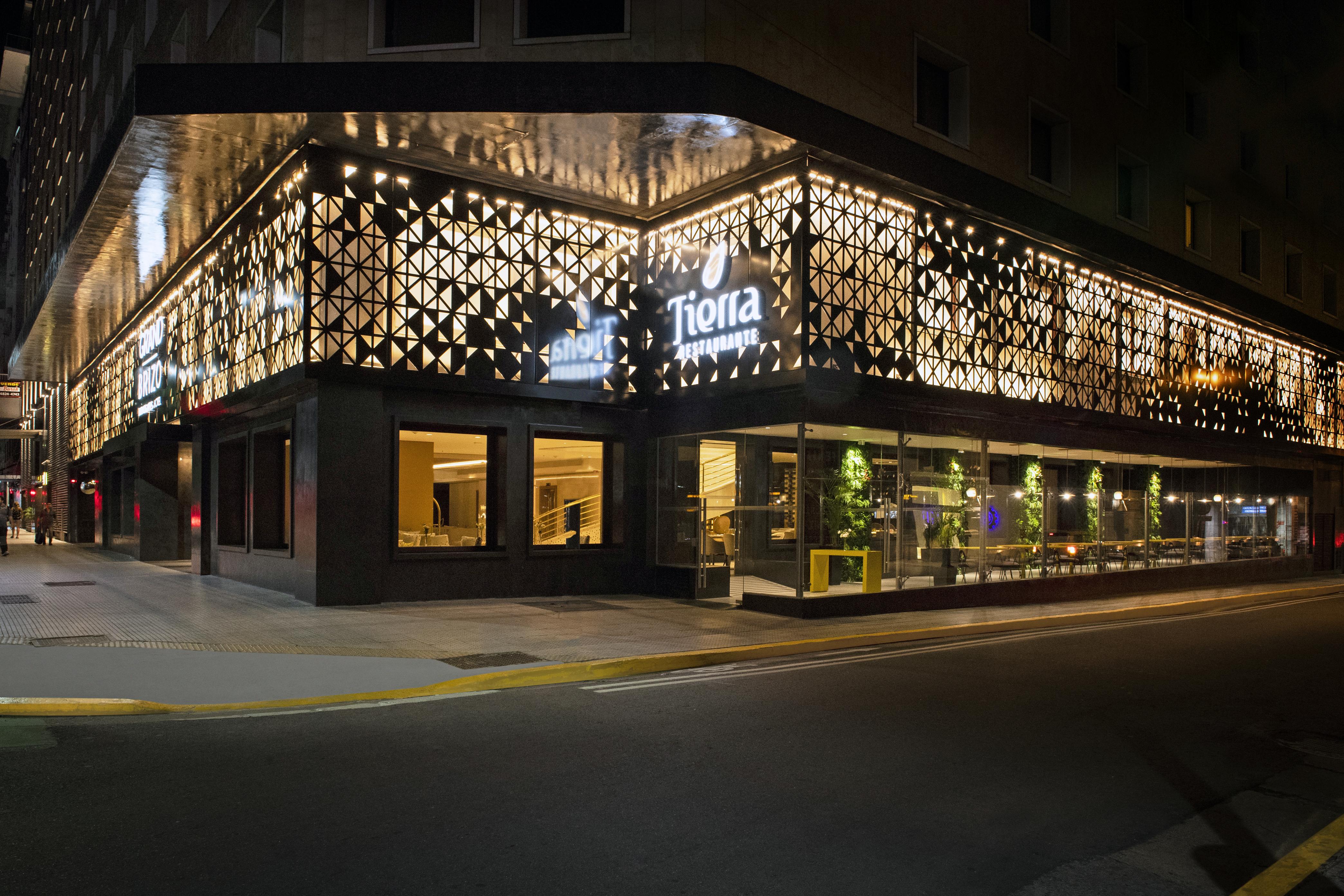 Grand Brizo Hotel 4*