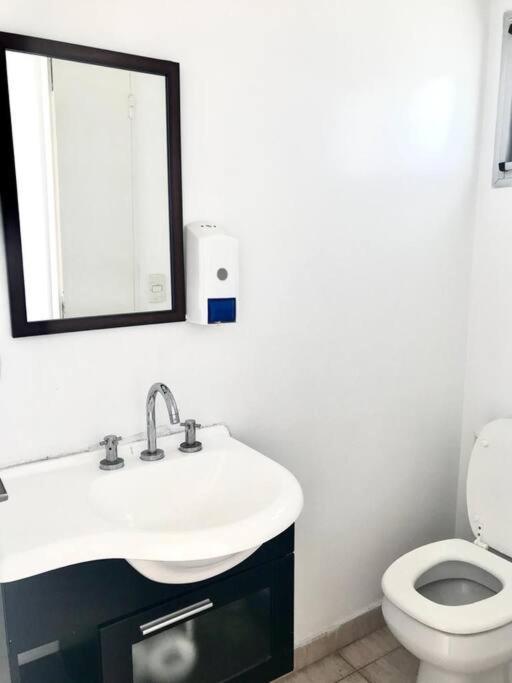 Departamento En Recoleta - Con Pileta, Parilla, Gym - Piso 2 *