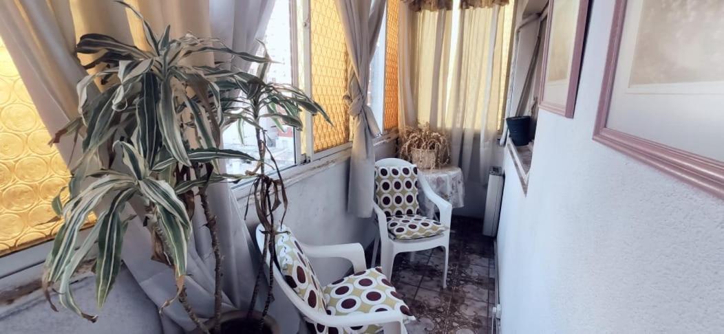 Hermoso Departamento En La Mejor Zona De Caballito. *