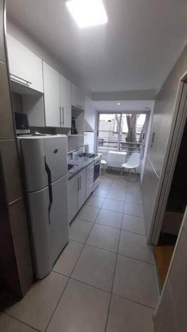 Hermoso Dto, Muy Luminoso De 68 Mts, Con Balcon. Apartamento *