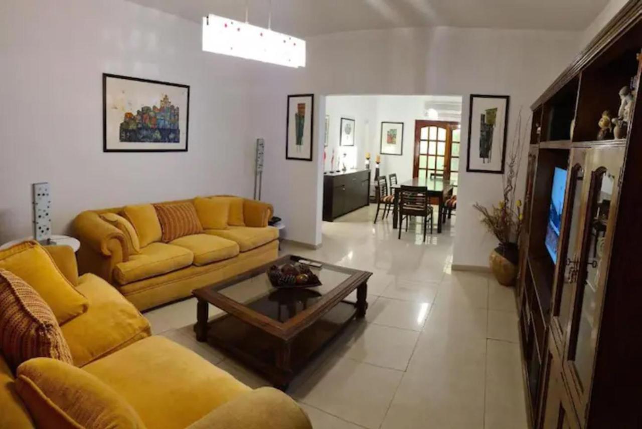 Lola Barracas Casa Con Cochera * Buenos Aires
