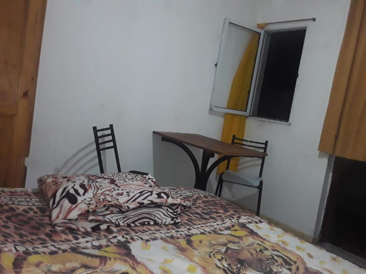 Habitac Indiv Casa De Familia, Flores * Ciudad Autónoma de Buenos Aires