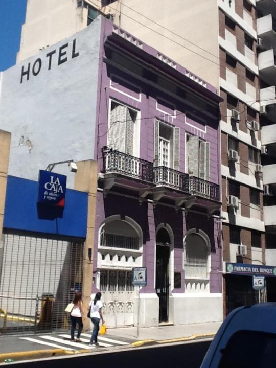 Sevilla Inn *
