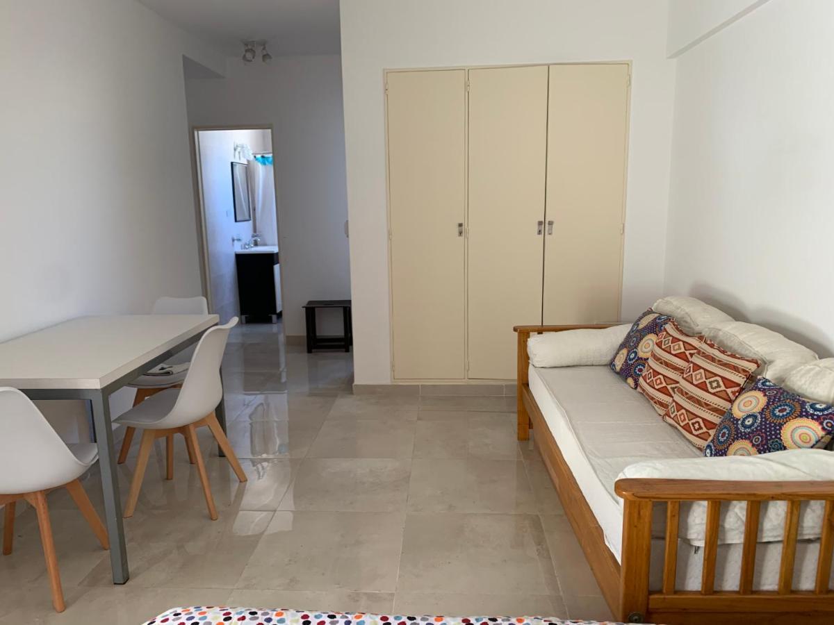 1 Ambiente Bien Ubicado Almagro. Hospital Italiano Apartamento Ciudad Autónoma de Buenos Aires