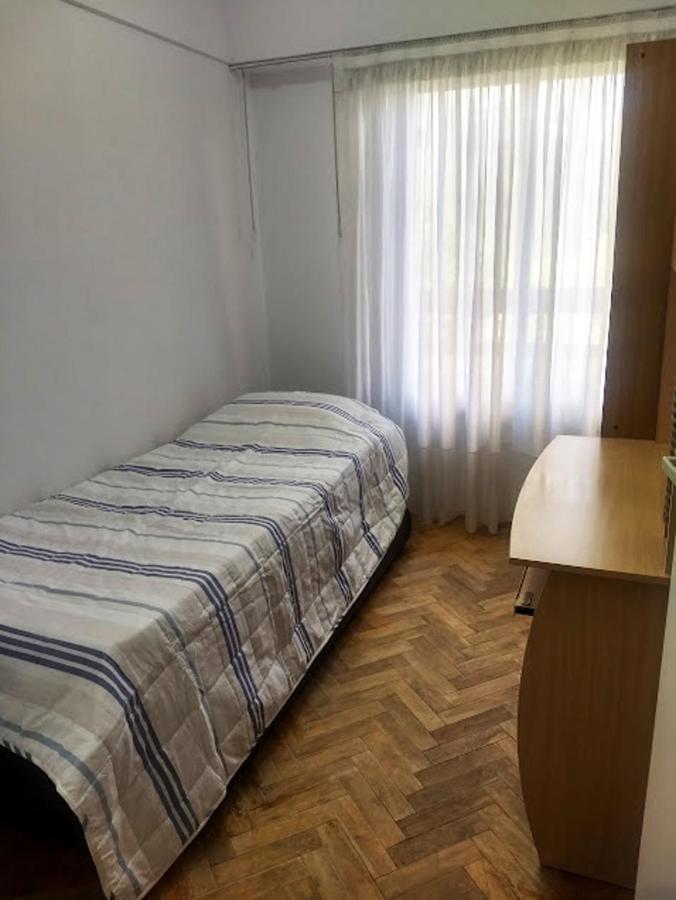 4 Huéspedes A 1 Cuadra De Parque Centenerario. Zona Hospitales Ciudad Autónoma de Buenos Aires