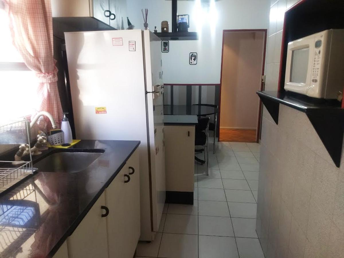 4 Huéspedes A 1 Cuadra De Parque Centenerario. Zona Hospitales Apartamento Ciudad Autónoma de Buenos Aires
