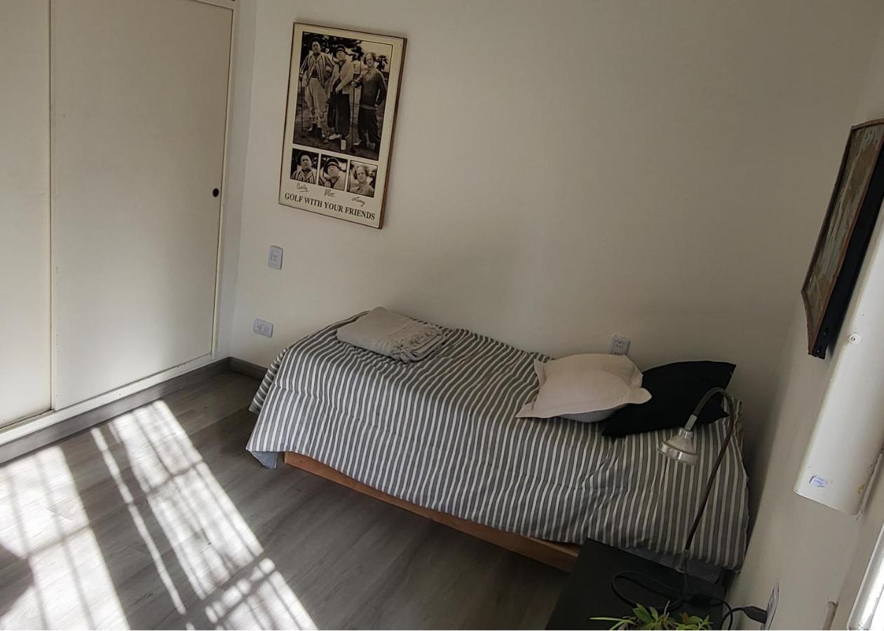 Apartment 3 Ambientes Con Balcon Y Practico, Lindo Y Con Todo Cerca!