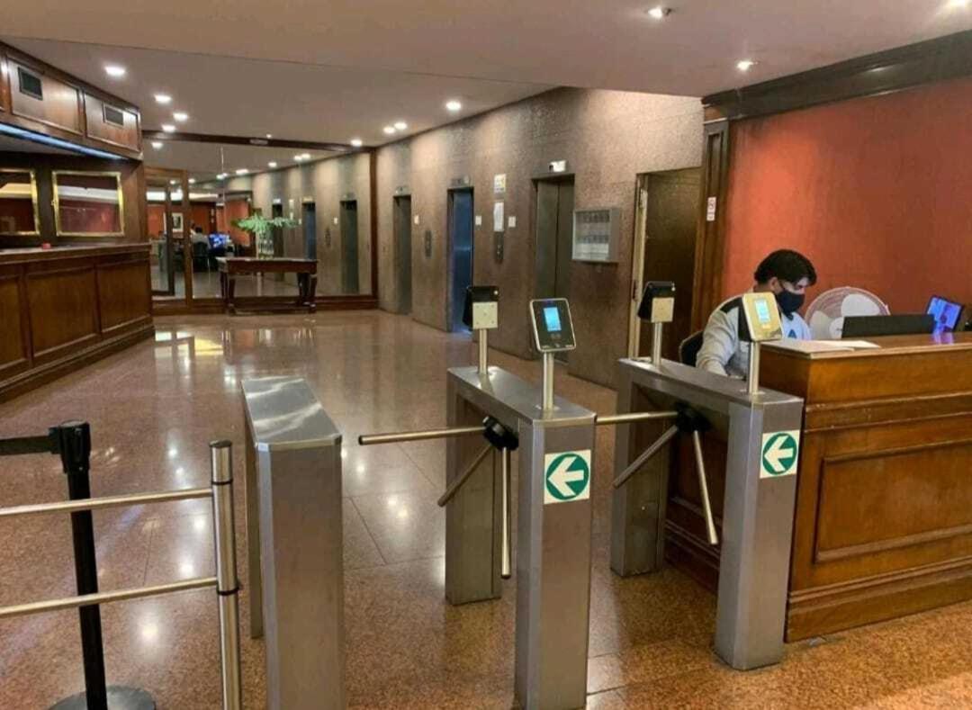 Corrientes Y Esmeralda Apartamento