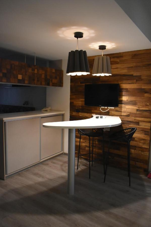 Syrah Suites