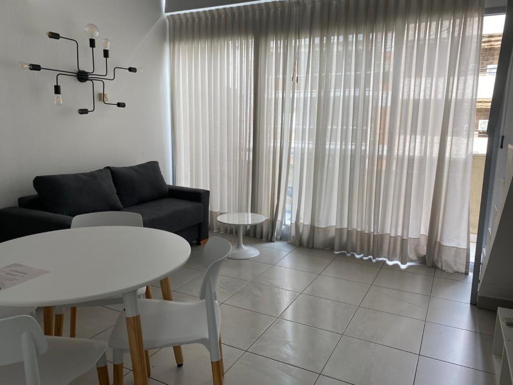 Apartamento Freire Con Cochera *