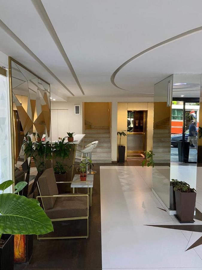 Estudios 208 Obelisco * Ciudad Autónoma de Buenos Aires