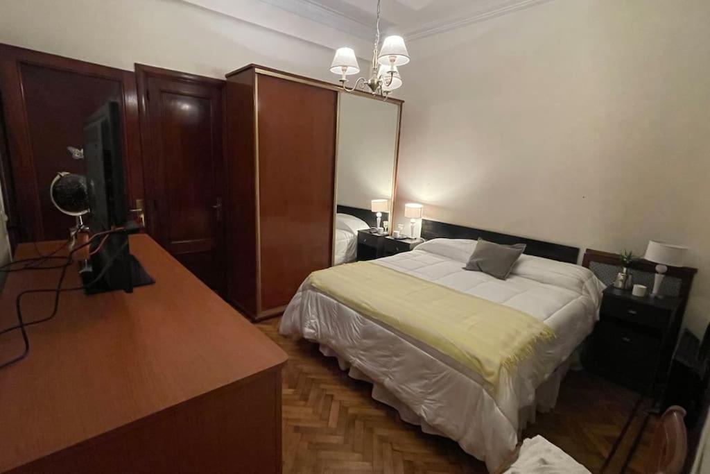 San Telmo, Hermoso Y Magico Departamento Amplio Y Confortable * Ciudad Autónoma de Buenos Aires