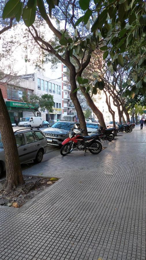 Petit En Avenida Belgrano * Ciudad Autónoma de Buenos Aires