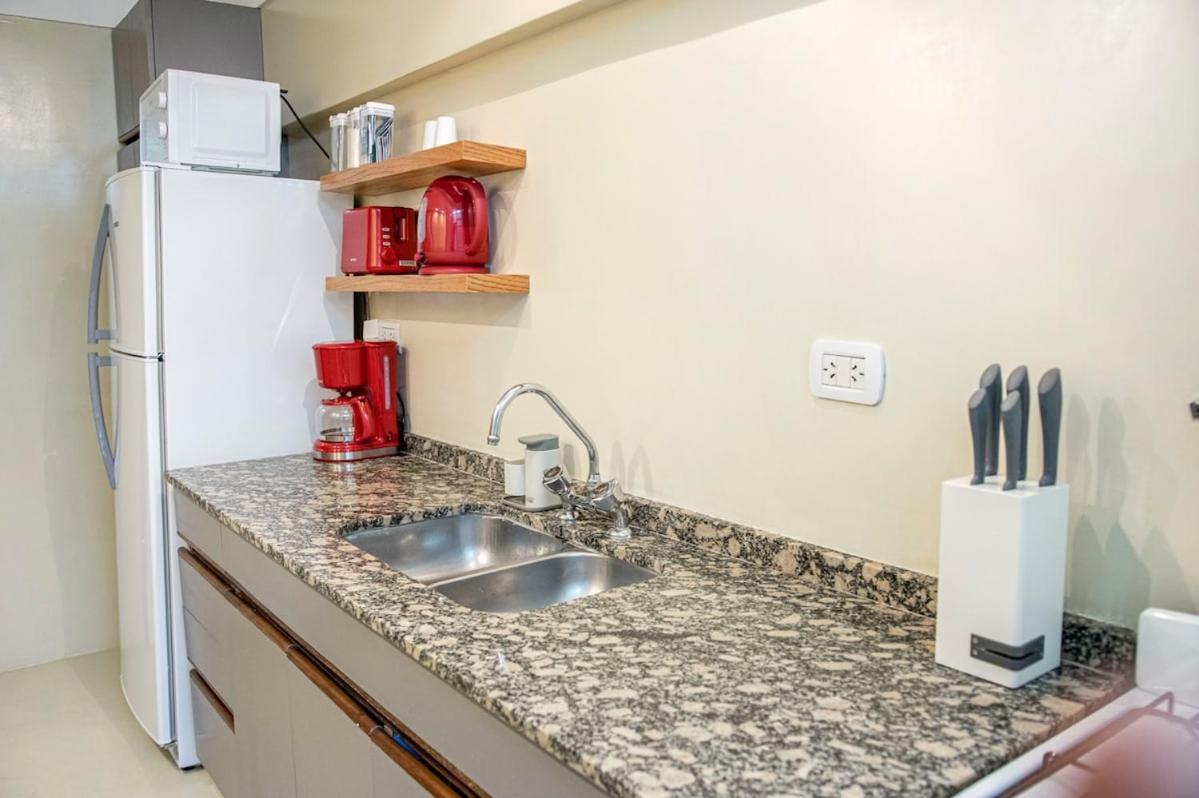 Apartamento L M Campos 1300 - Lux 1 Bd In Las Caitas *